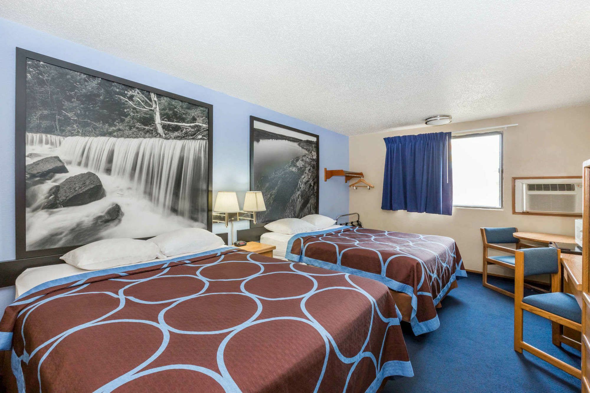 Super 8 By Wyndham Manhattan Ks Esterno foto